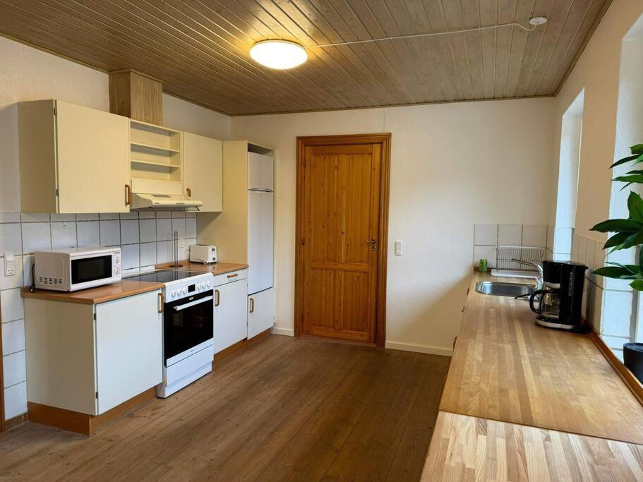 House Living Billund - By Viktorija Apartment ภายนอก รูปภาพ